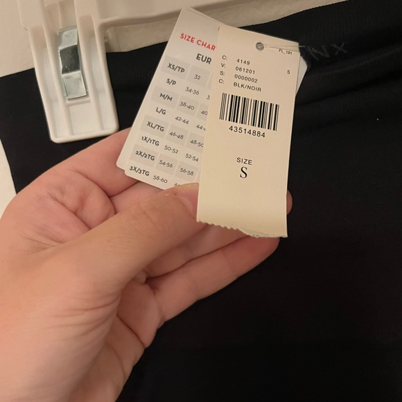 Spanx Leggings - Picture 2 of 2